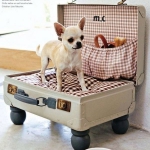 simple-diy-ideas-small-doggie-beds-in-suitcase1